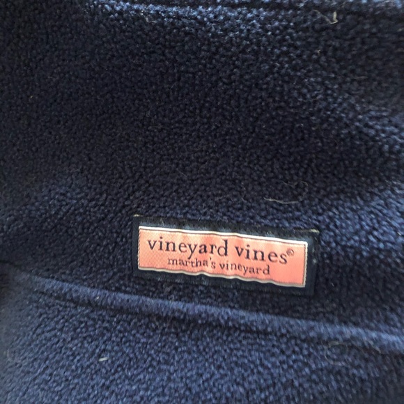 Vineyard vines button up - Picture 2 of 4